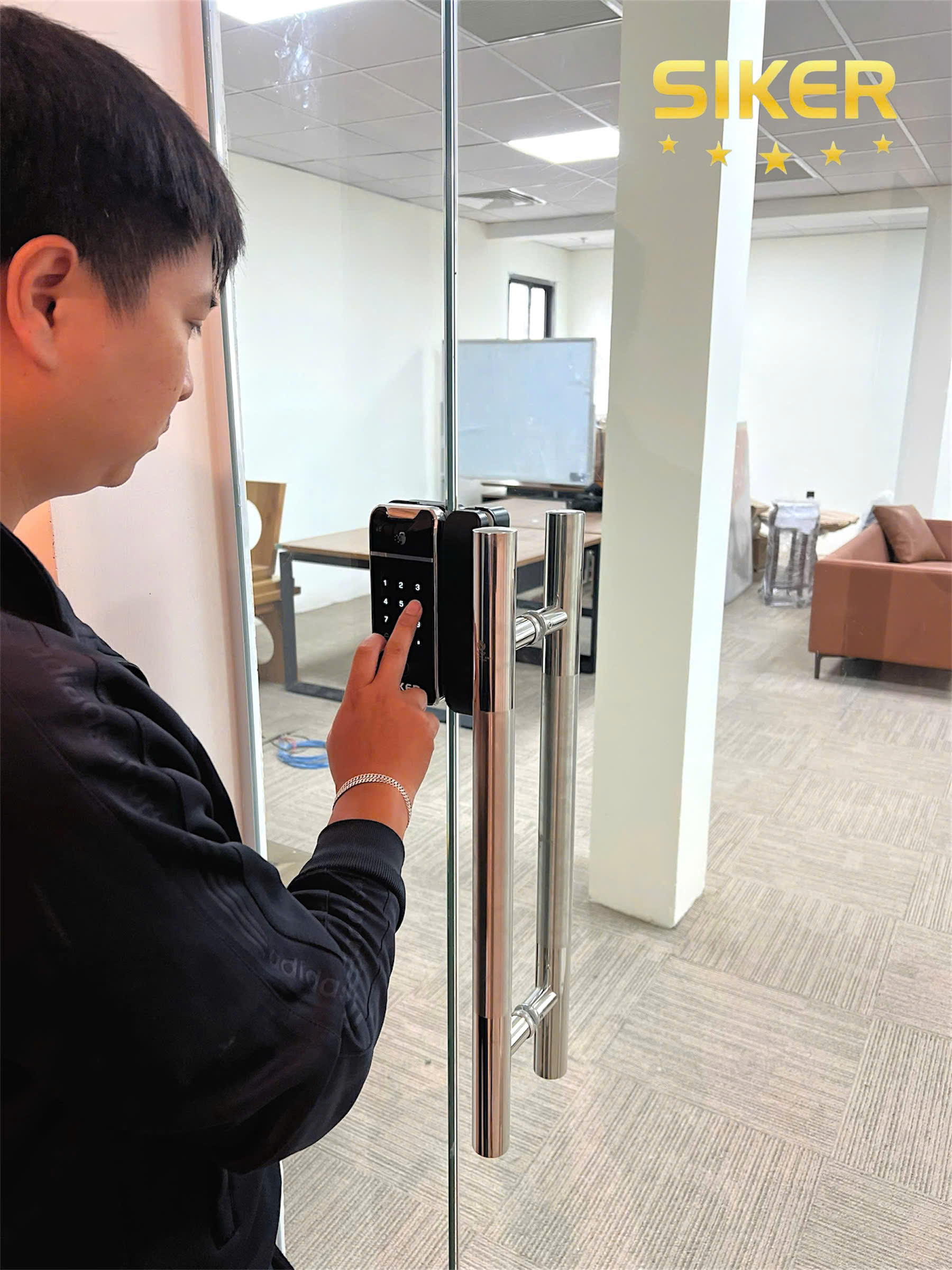 SIKER KTK204 – KHÓA CỬA KÍNH SANG TRỌNG CHO KHÔNG GIAN HIỆN ĐẠI