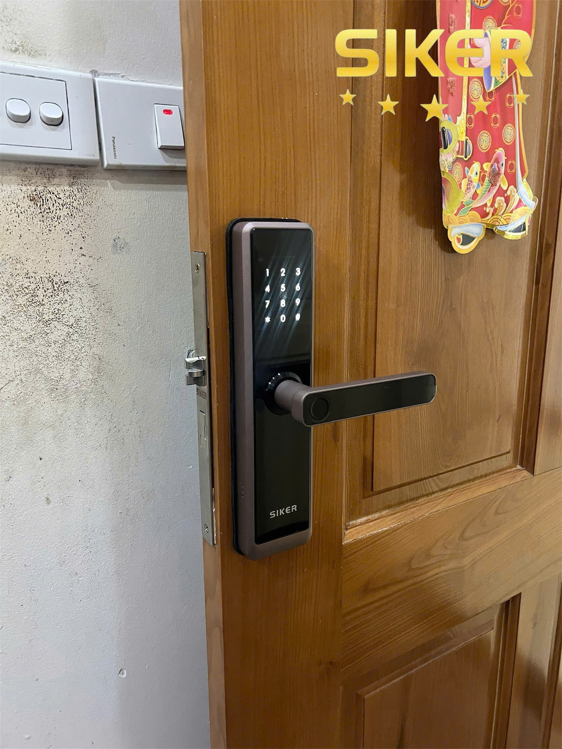 HOÀN THIỆN & BÀN GIAO KHÓA VÂN TAY SIKER KTS100 MÀU ĐỒNG SANG TRỌNG